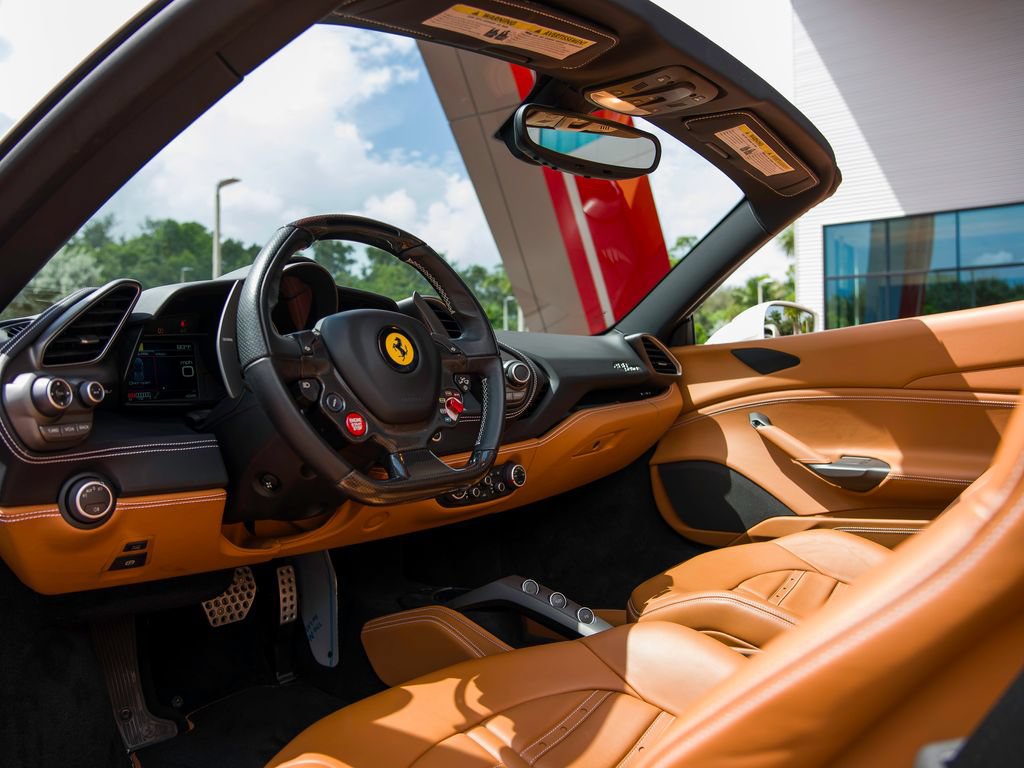 Used 2019 Ferrari 488 Spider RWD image 12