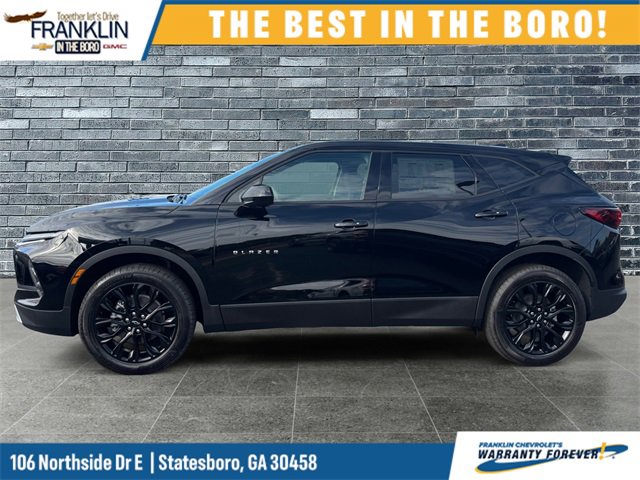 New 2025 Chevrolet Blazer LT image 2