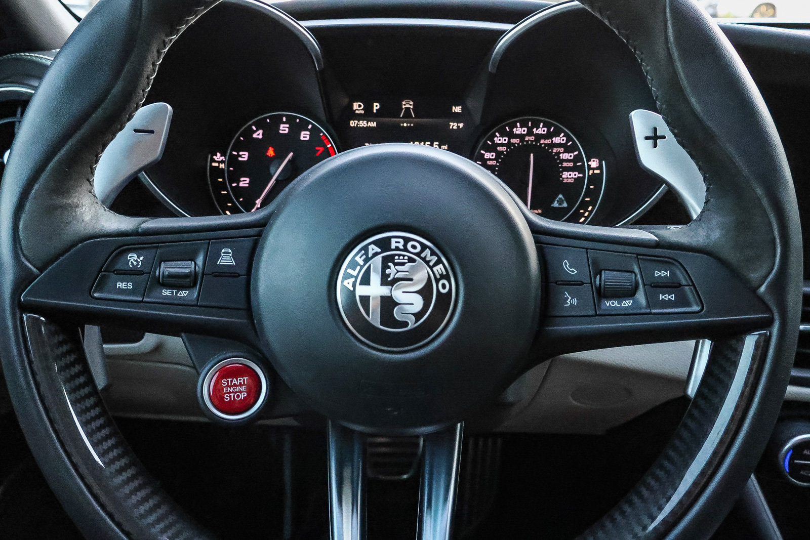 Used 2019 Alfa Romeo Giulia Quadrifoglio w/ Driver Assist Dynamic Package RWD image 27