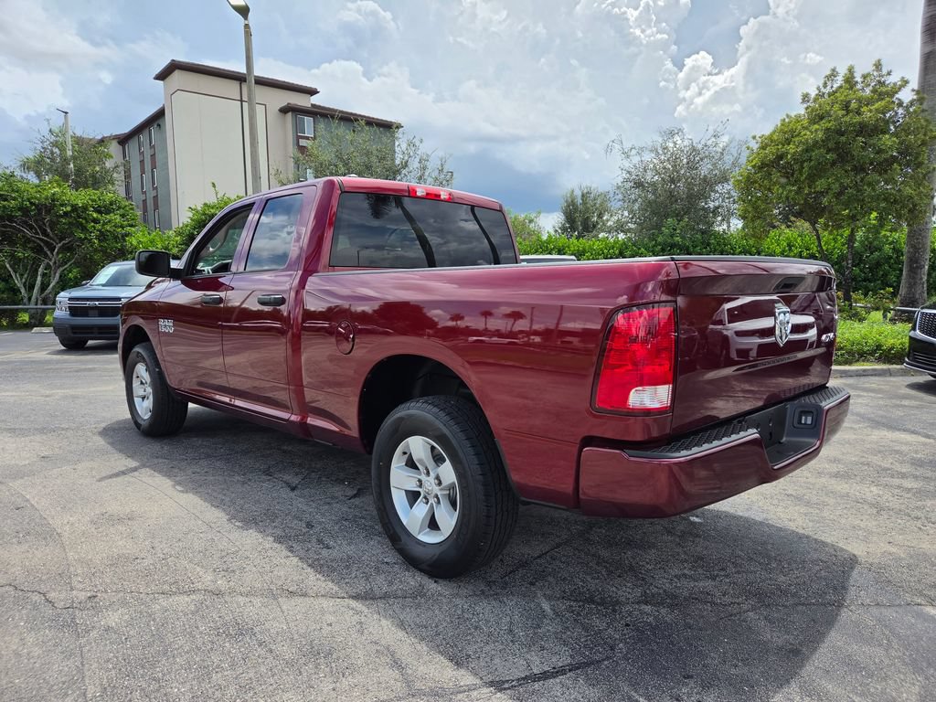 Used 2018 RAM 1500 Express AWD/4WD image 11