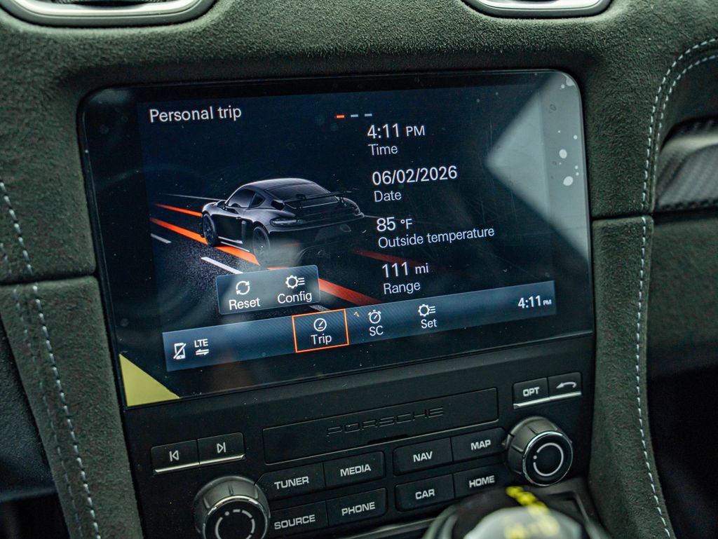 Certified 2024 Porsche 718 Cayman GT4 RS RWD image 47
