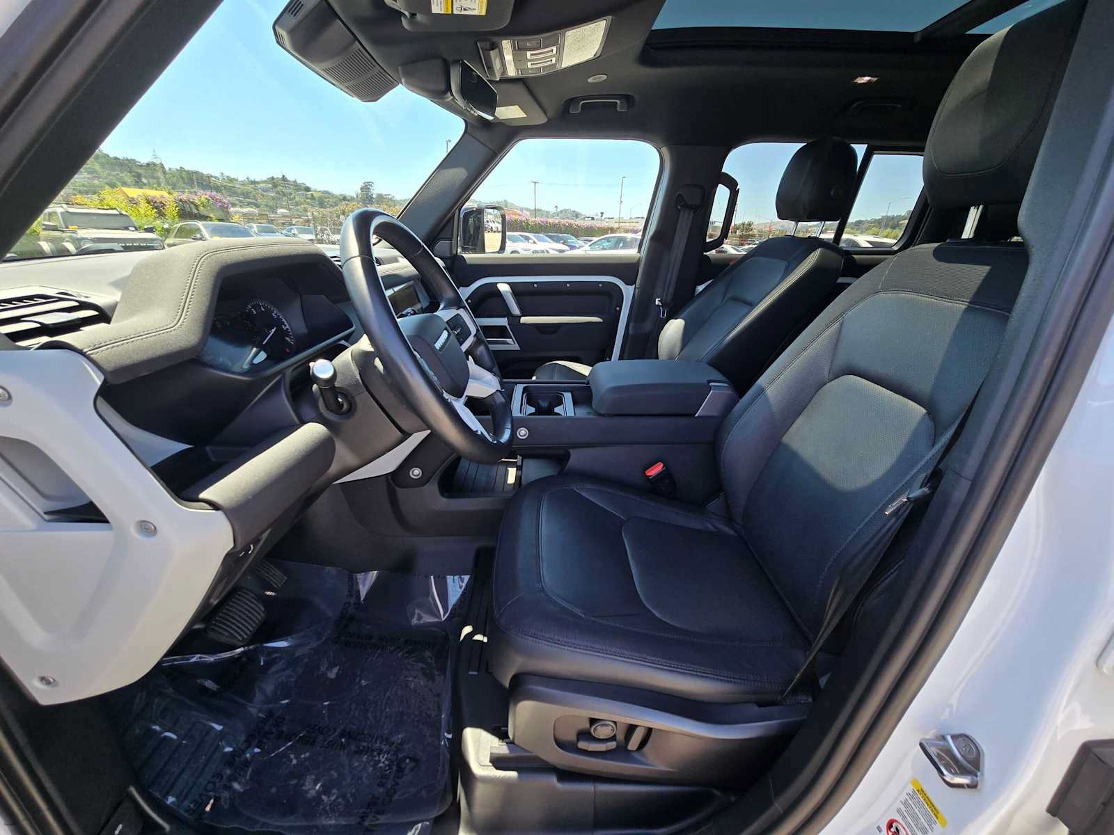 Used 2023 Land Rover Defender 110 X-Dynamic SE AWD/4WD image 20
