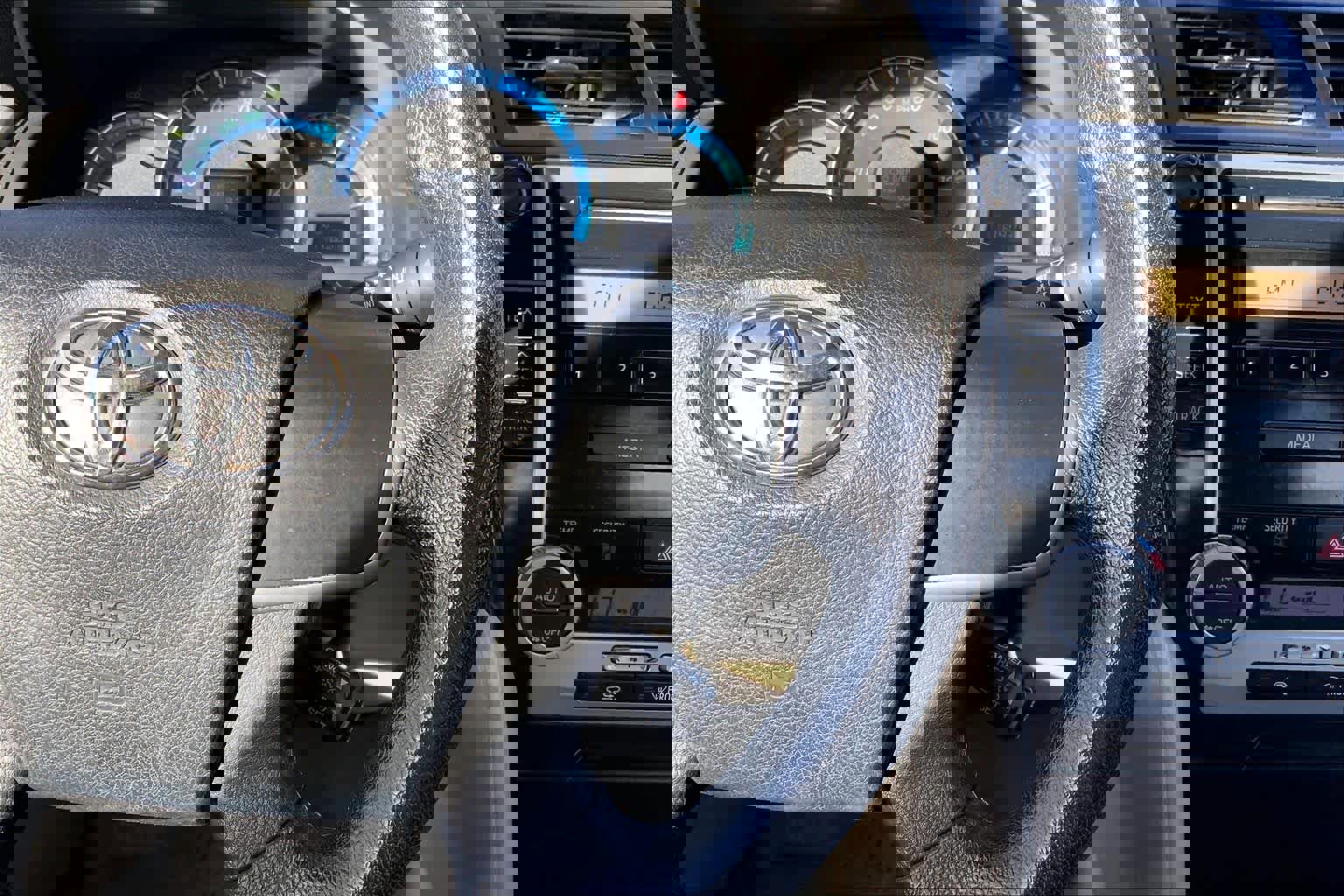 Used 2012 Toyota Camry LE image 23