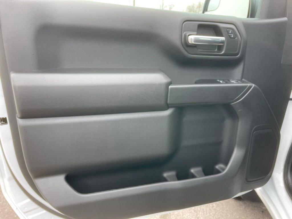 New 2026 Chevrolet Silverado 1500 W/T w/ Trailering Package image 9