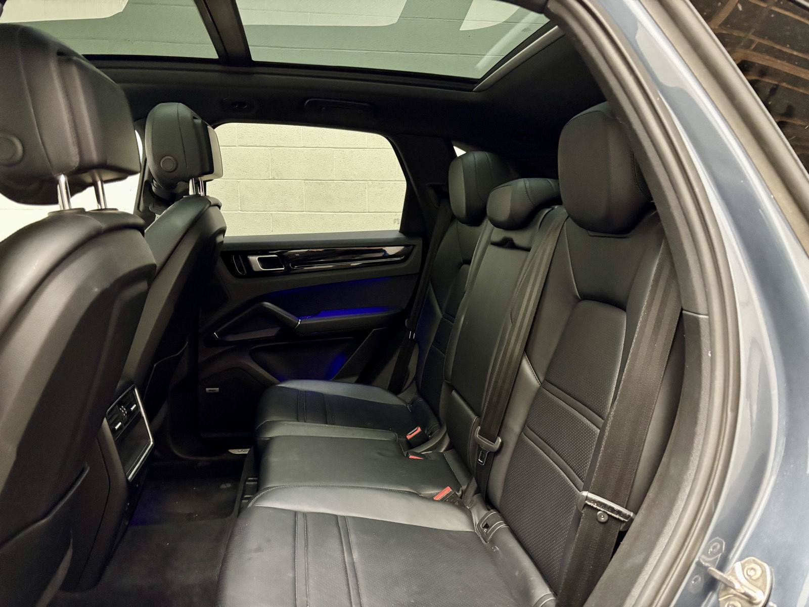 Used 2019 Porsche Cayenne AWD/4WD image 21