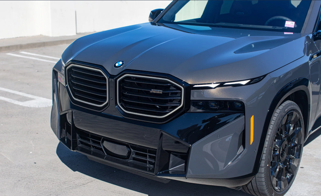Used 2023 BMW XM AWD/4WD image 4