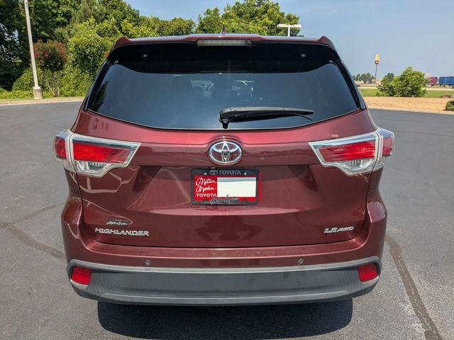Used 2014 Toyota Highlander Plus AWD/4WD image 11