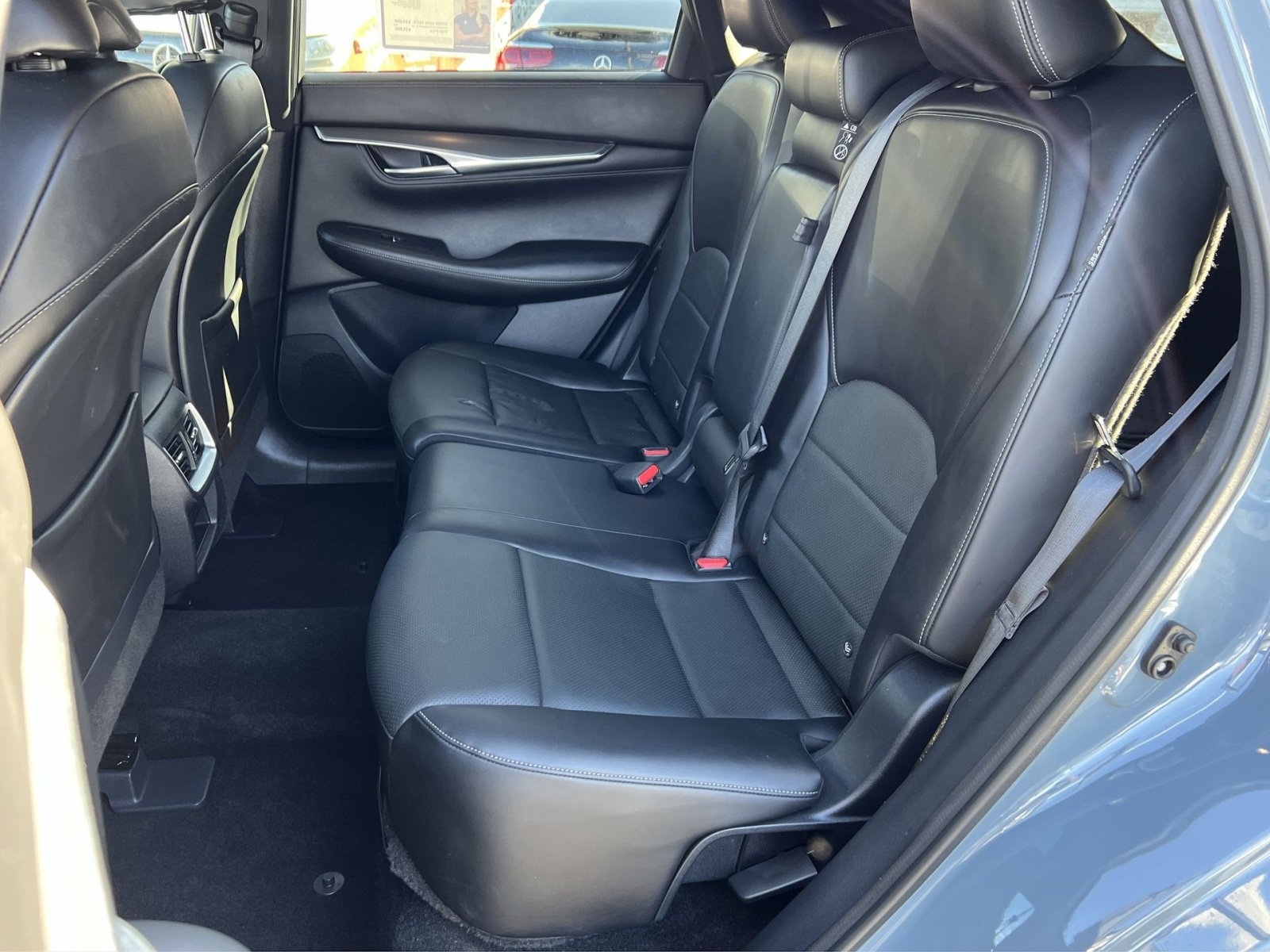 Used 2023 INFINITI QX55 Luxe w/ Cargo Package AWD/4WD image 23