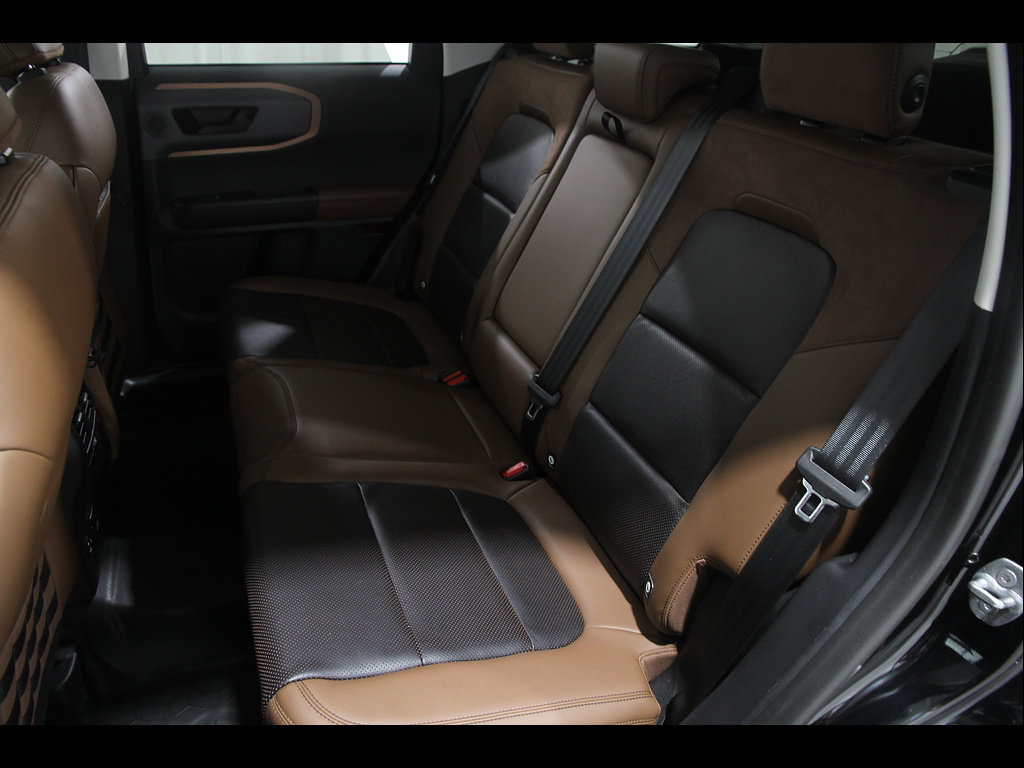 Used 2021 Ford Bronco Sport Badlands w/ Badlands Package AWD/4WD image 18