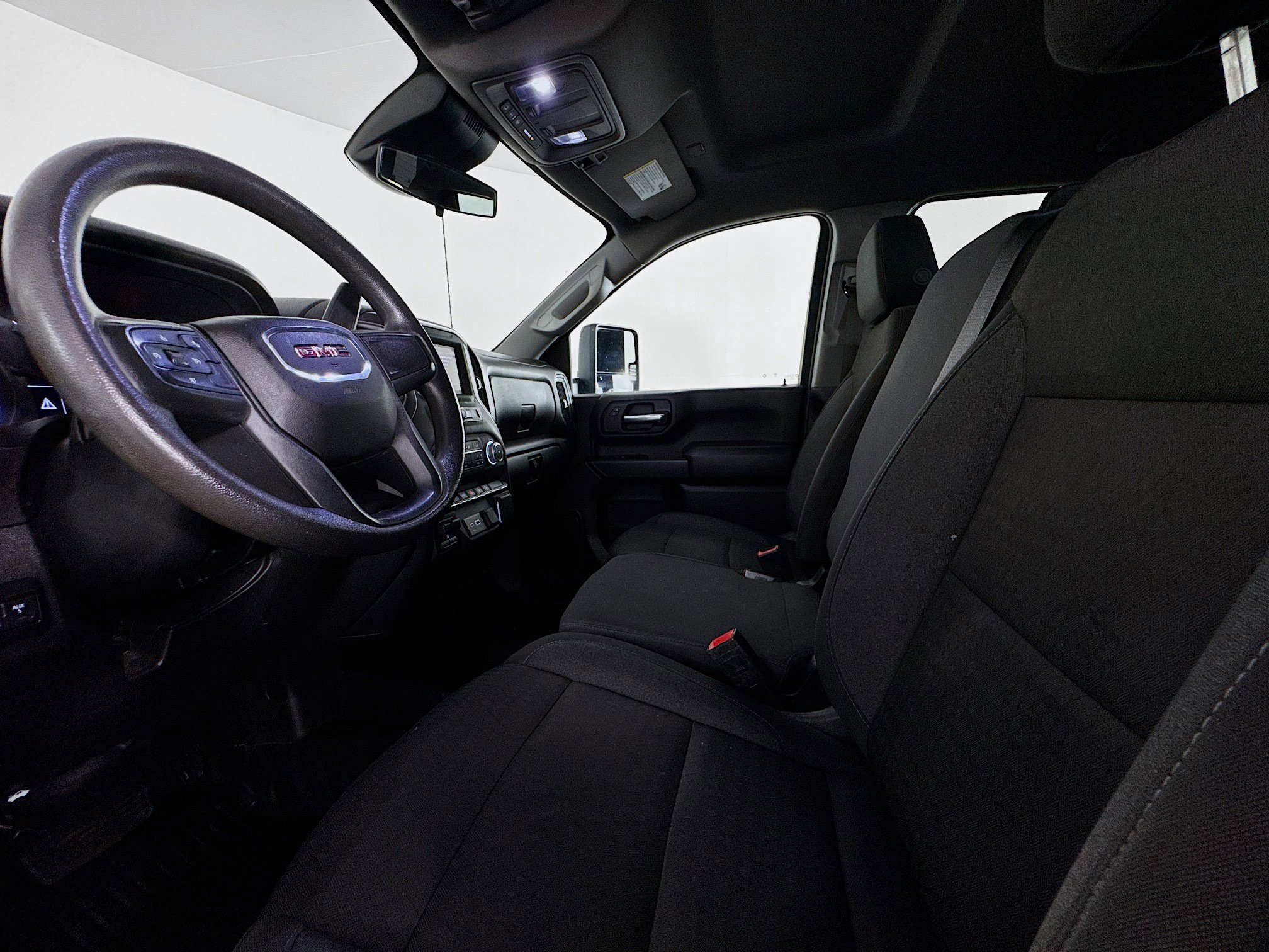 Used 2024 GMC Sierra 2500 Pro w/ Convenience Package image 19