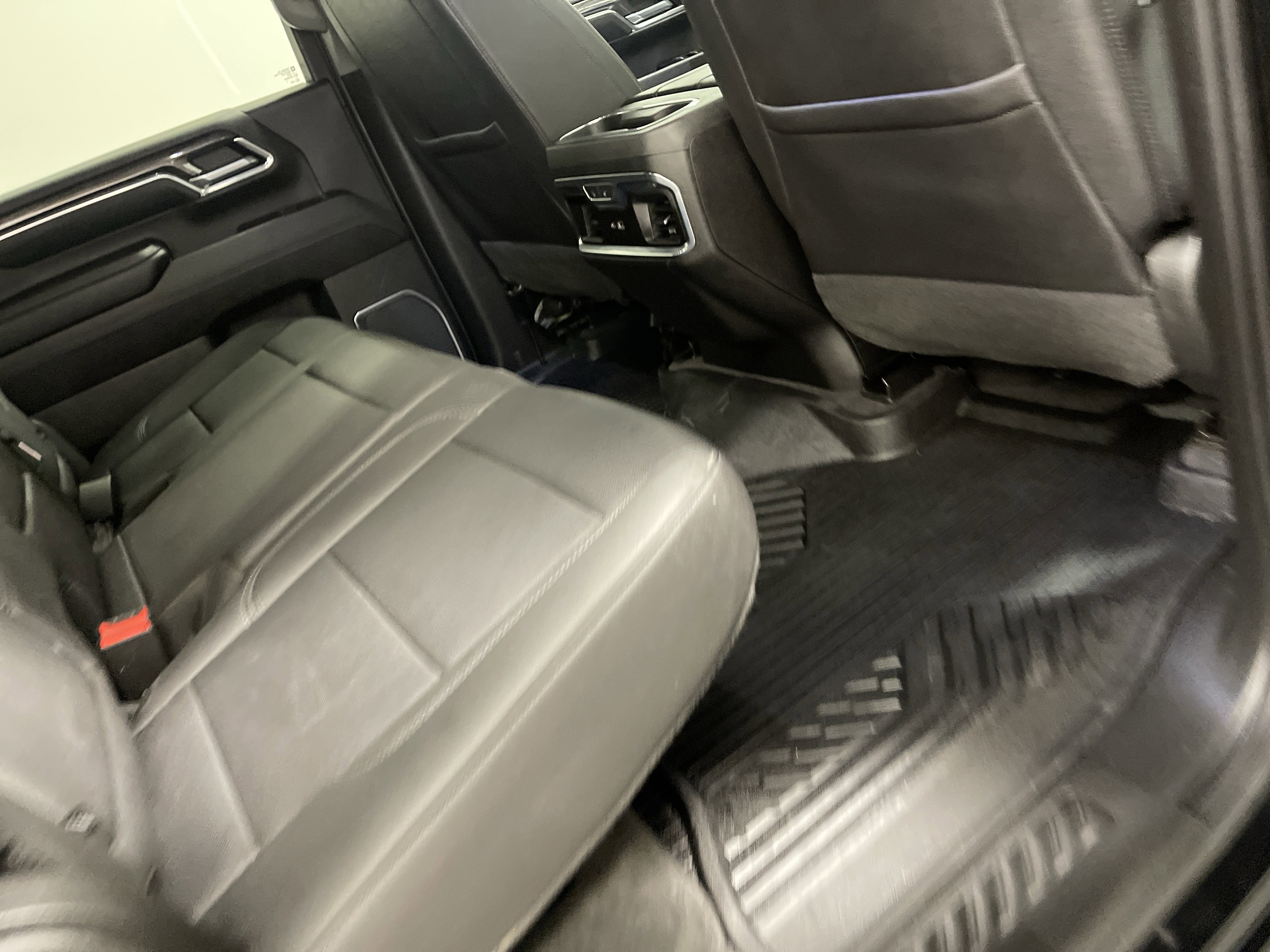 Used 2024 Chevrolet Silverado 3500 LTZ w/ LTZ Premium Package image 21