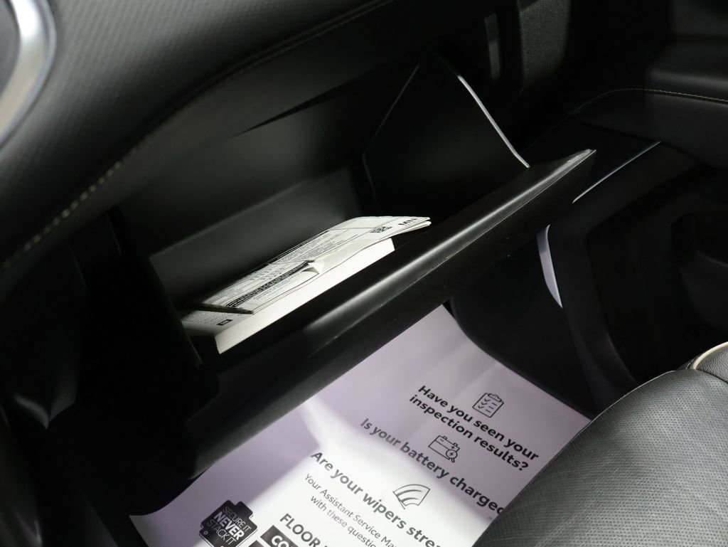 Used 2021 Chevrolet Tahoe Premier w/ Premium Package image 40