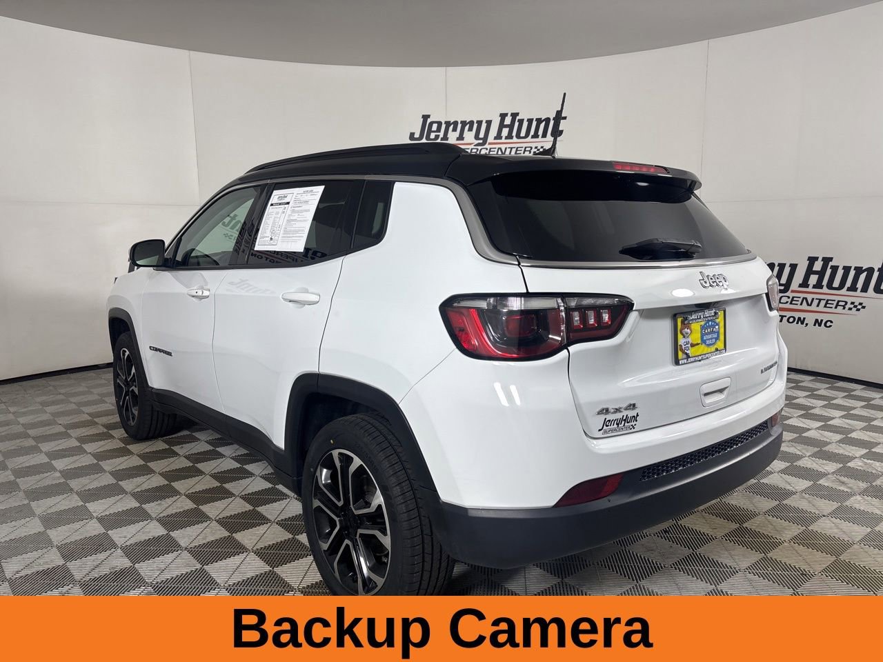 Used 2022 Jeep Compass Limited AWD/4WD image 7