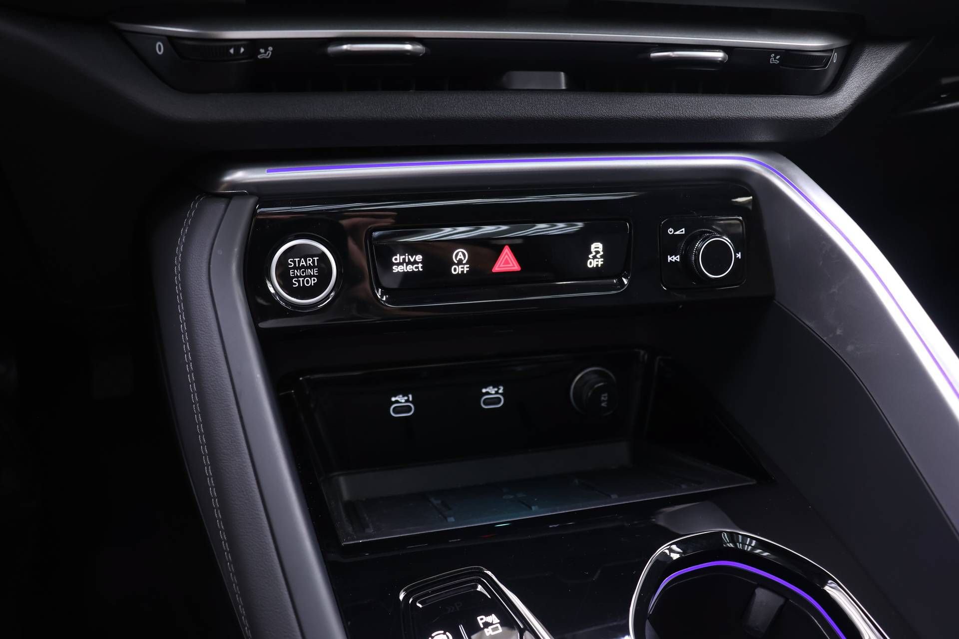 Certified 2025 Audi Q5 Premium w/ Premium Plus AWD/4WD image 9