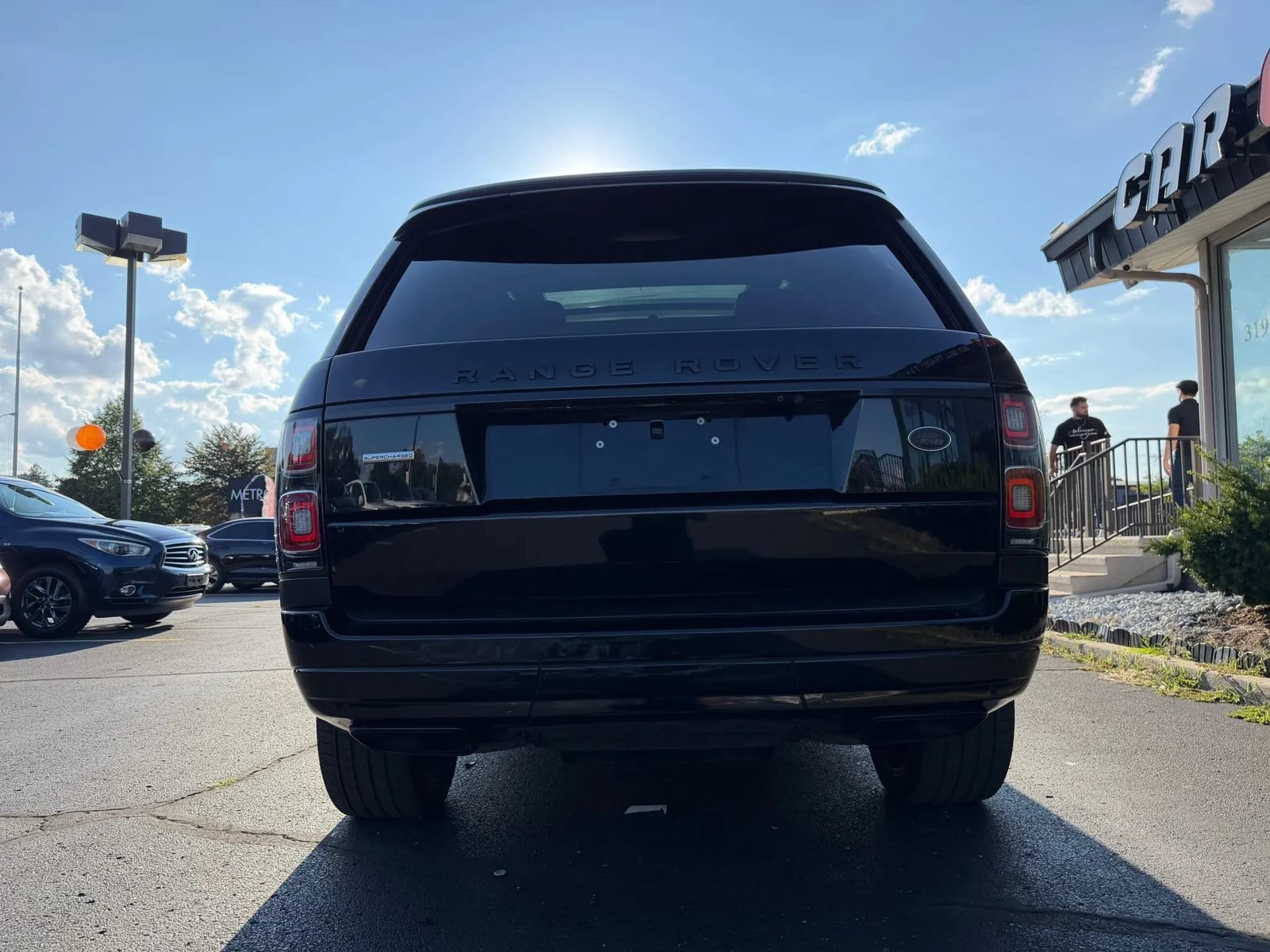 Used 2018 Land Rover Range Rover Long Wheelbase Supercharged AWD/4WD image 7