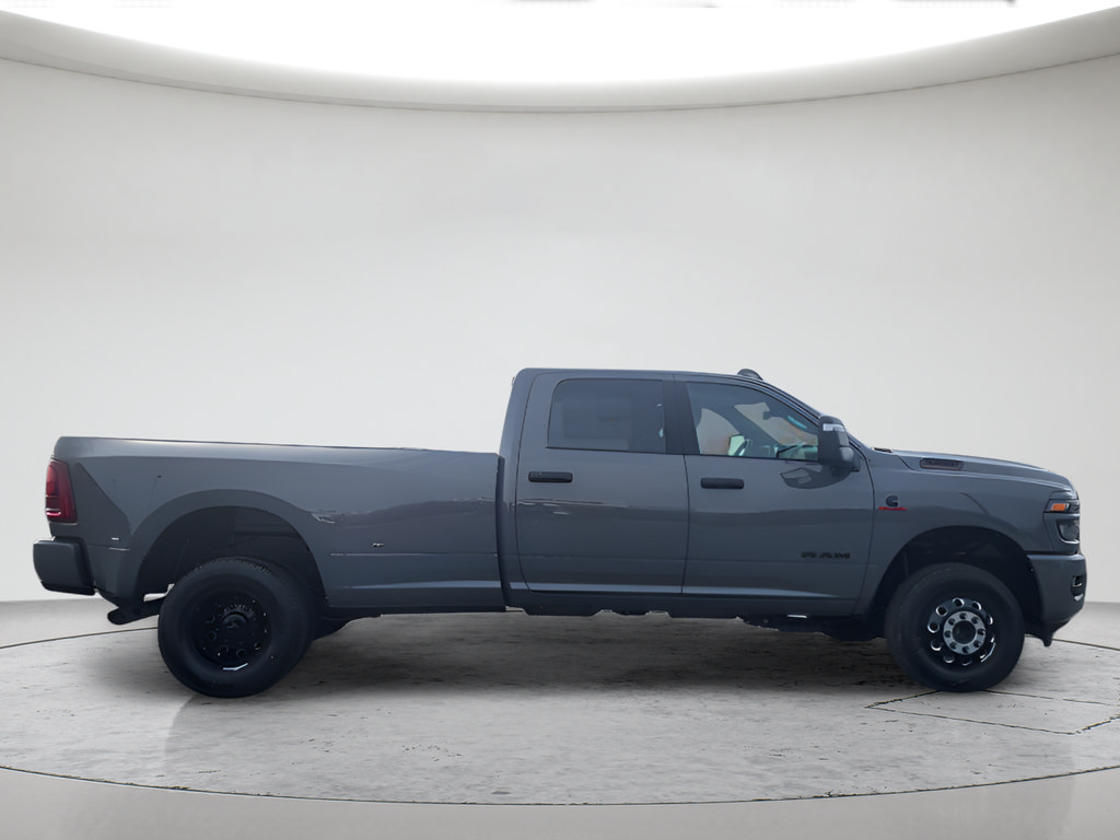New 2026 RAM 3500 Big Horn AWD/4WD image 2