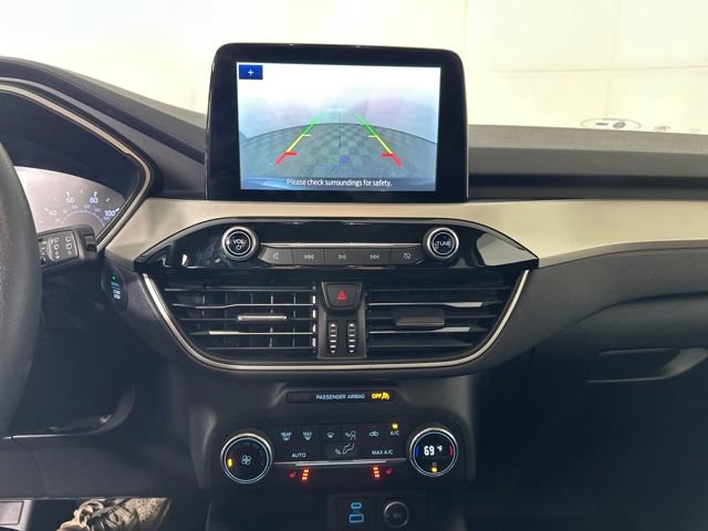 Used 2020 Ford Escape SE image 22