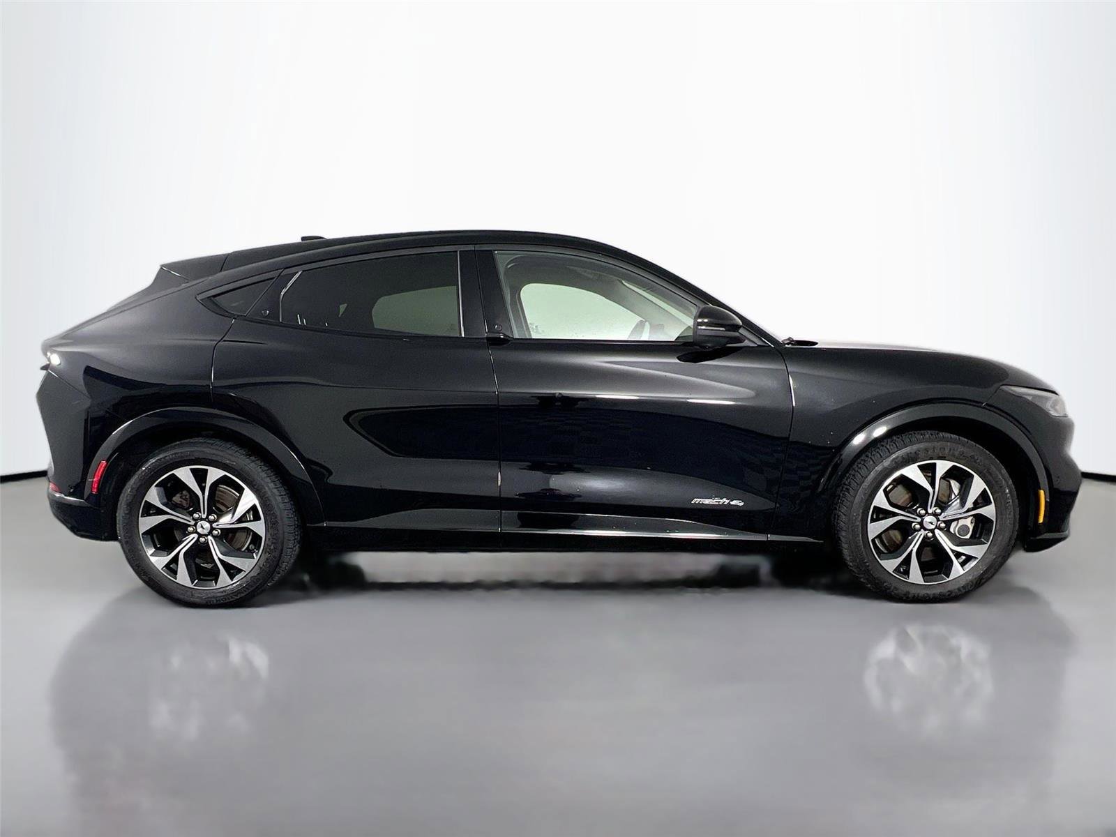 Used 2021 Ford Mustang Mach-E Premium AWD/4WD image 7