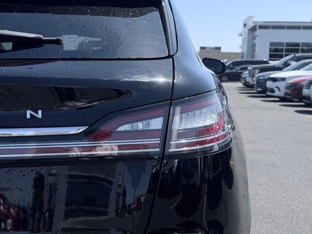Used 2022 Lincoln Nautilus Reserve AWD/4WD image 8