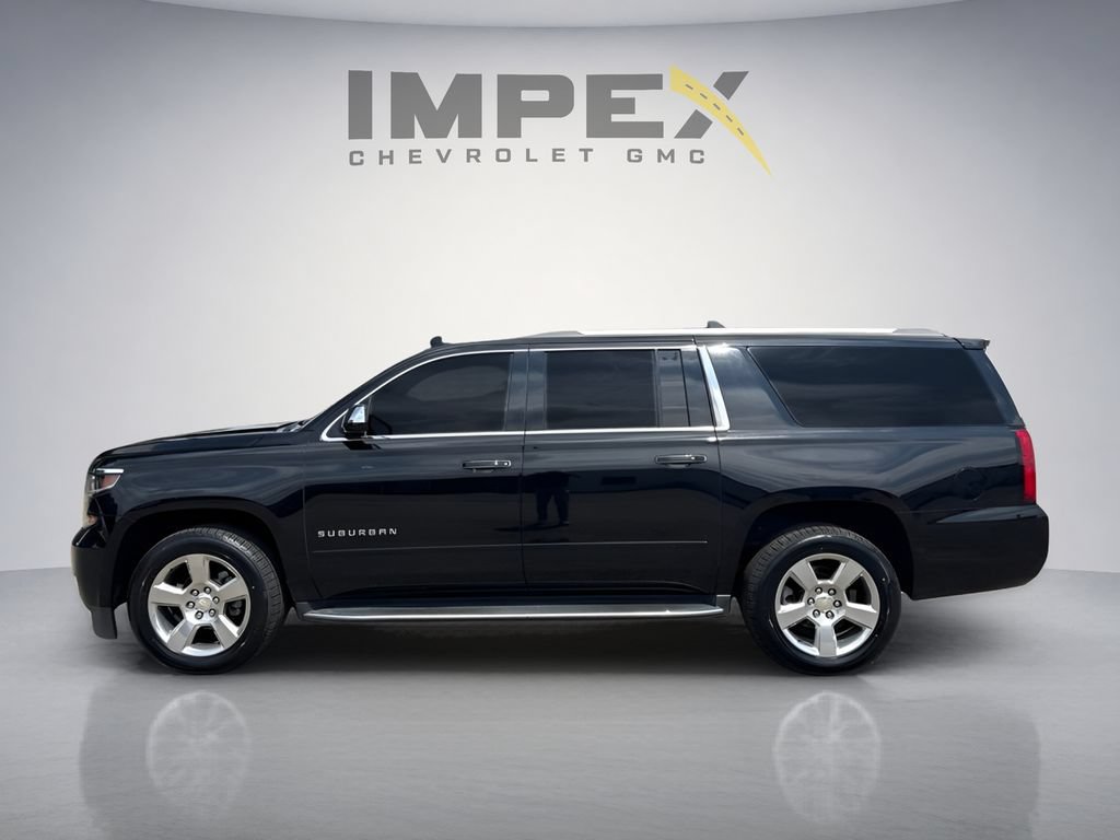 Used 2018 Chevrolet Suburban Premier AWD/4WD image 2