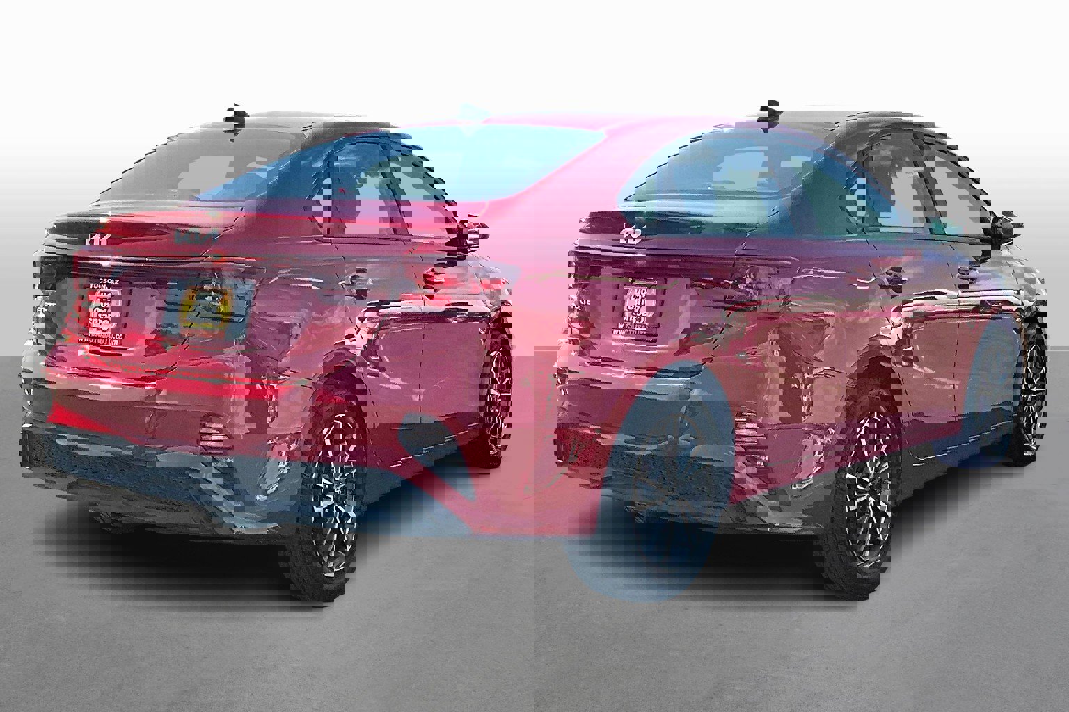 Used 2022 Kia Forte LXS image 2