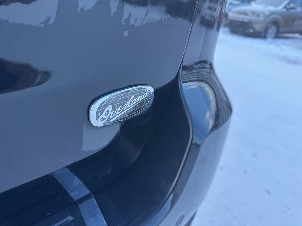 Used 2015 Jeep Grand Cherokee Overland image 30