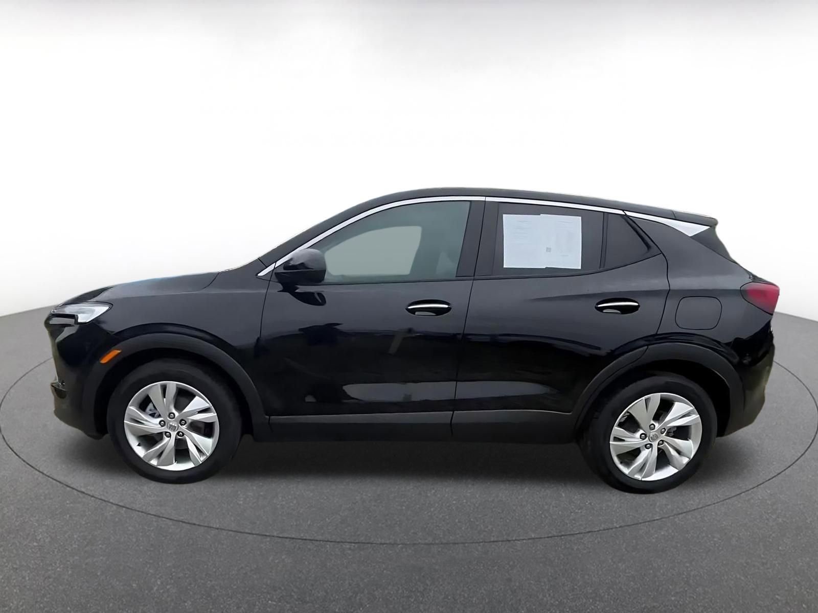 Used 2025 Buick Encore GX Preferred image 9
