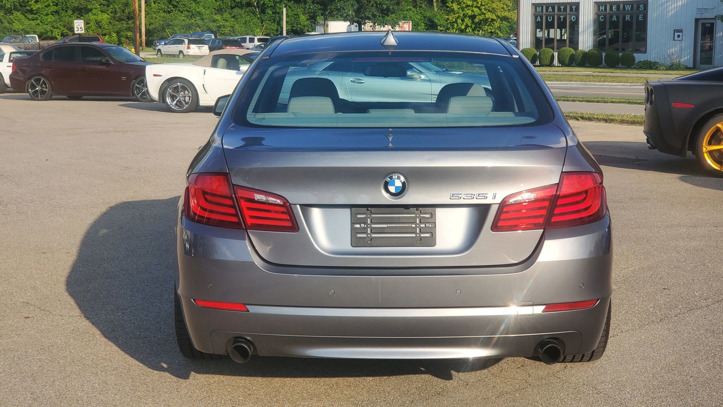 Used 2011 BMW 535i xDrive Sedan image 4