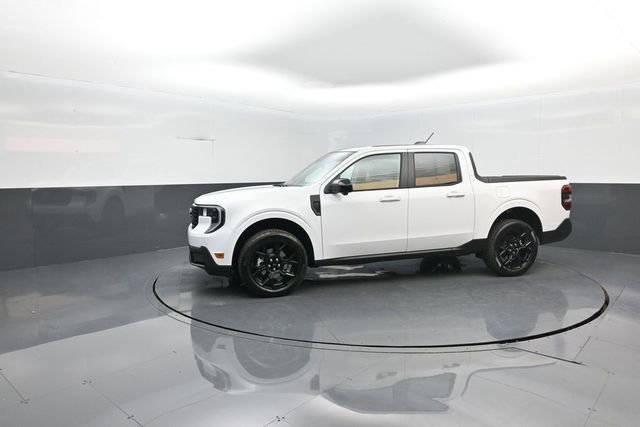 New 2026 Ford Maverick Lariat w/ Black Appearance Package image 4