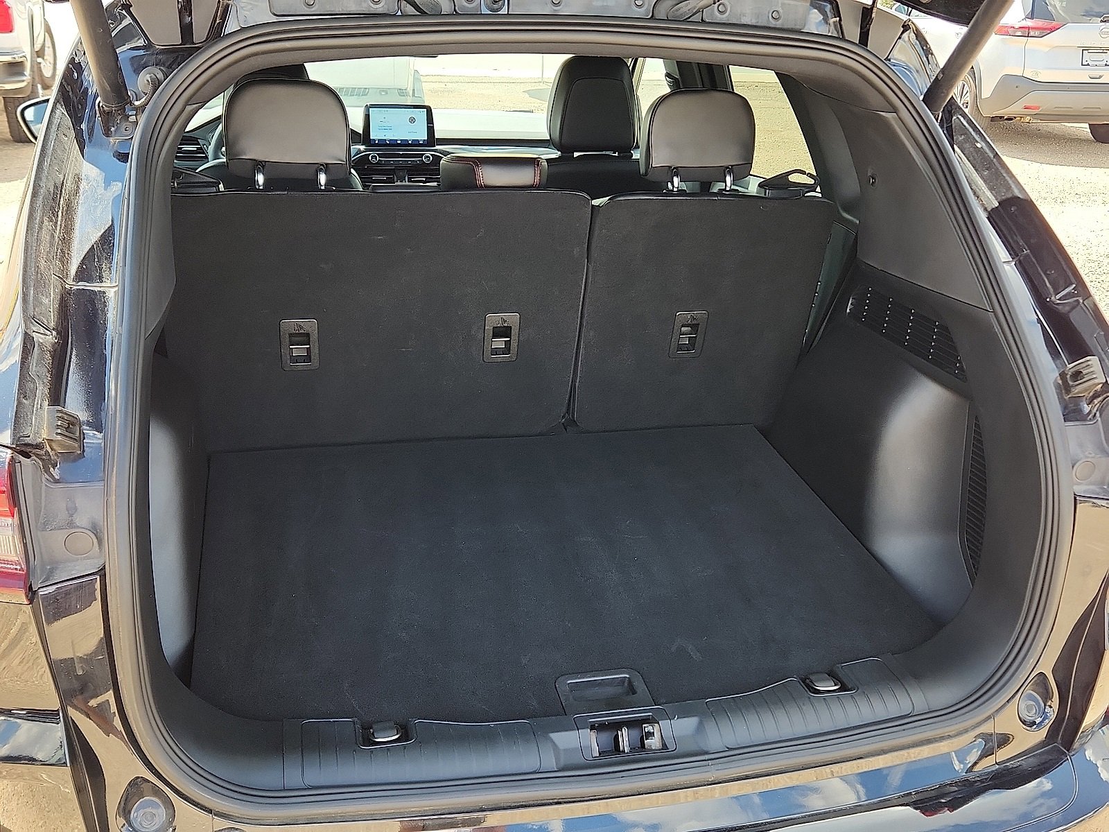 Used 2023 Ford Escape ST-Line image 8