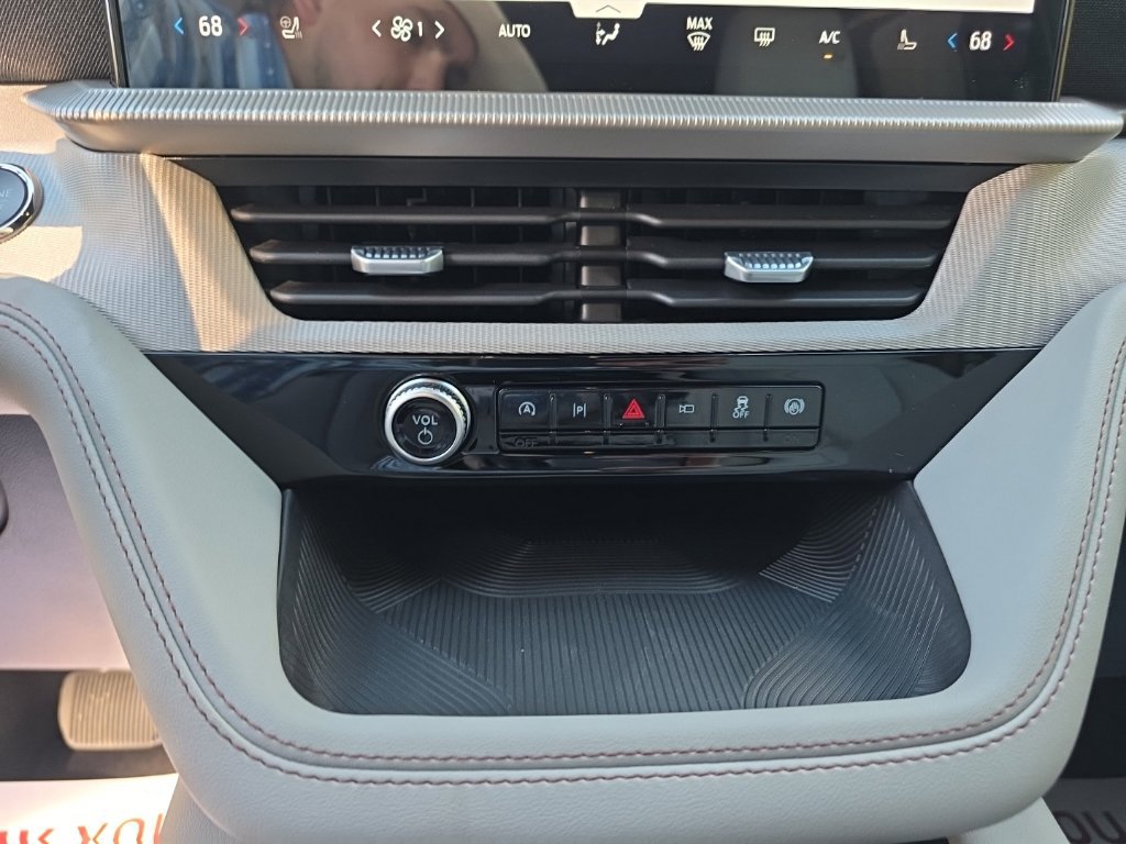 New 2027 Ford Explorer Active w/ Active Comfort Package AWD/4WD image 19