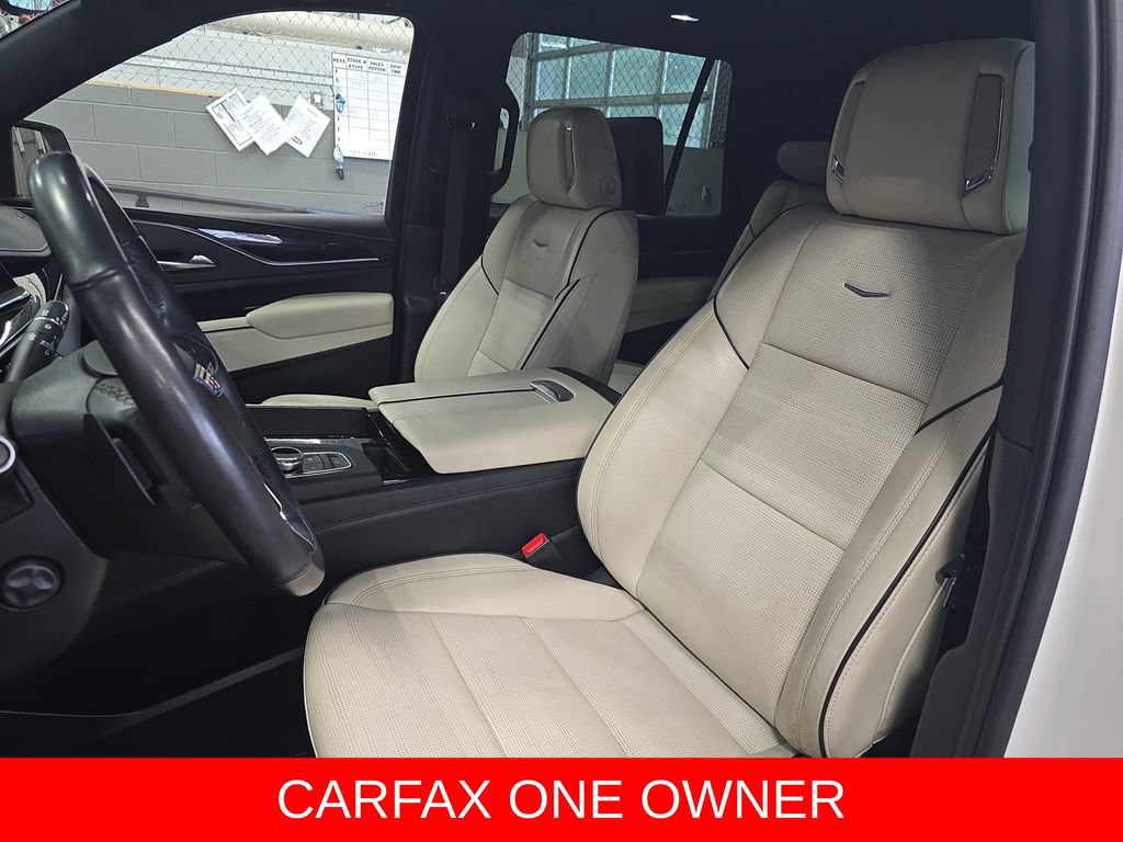 Used 2021 Cadillac Escalade Sport w/ Driver Assist Tech Package AWD/4WD image 16