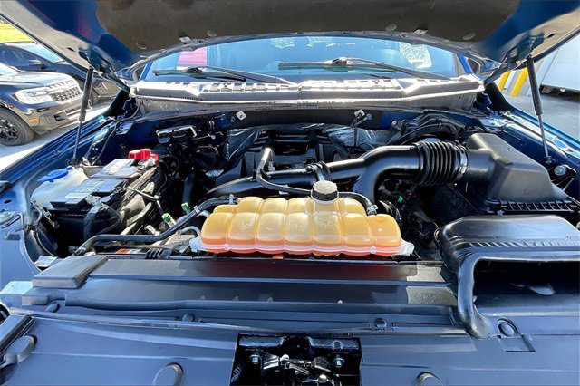 Used 2017 Ford F150 XL w/ Equipment Group 101A Mid image 9