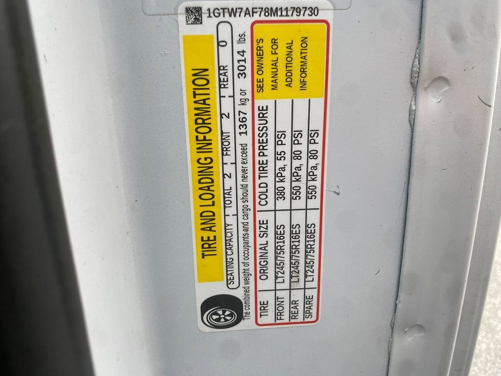 Used 2021 GMC Savana 2500 w/ Driver Convenience Package image 31