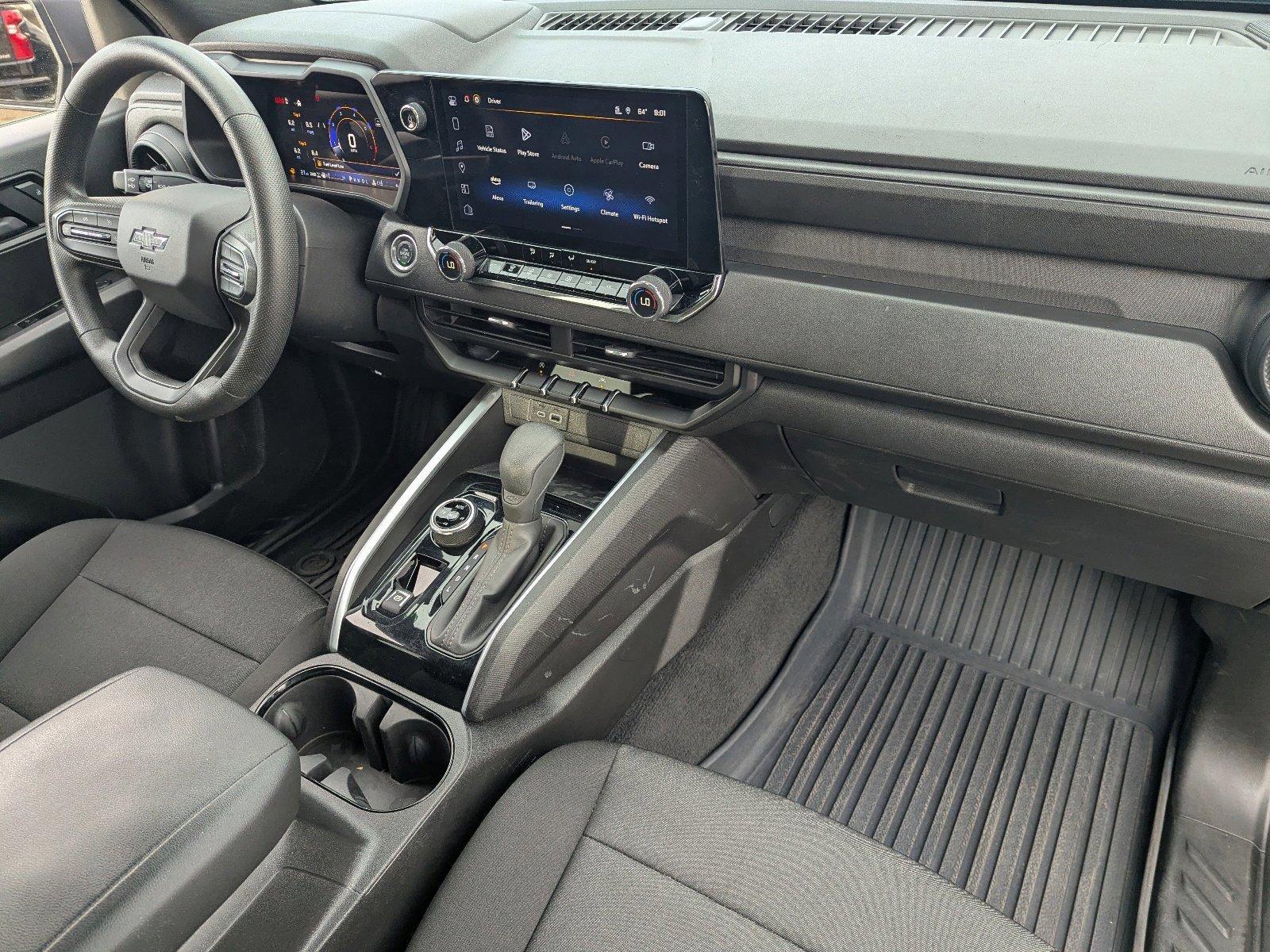 Used 2025 Chevrolet Colorado Trail Boss image 13