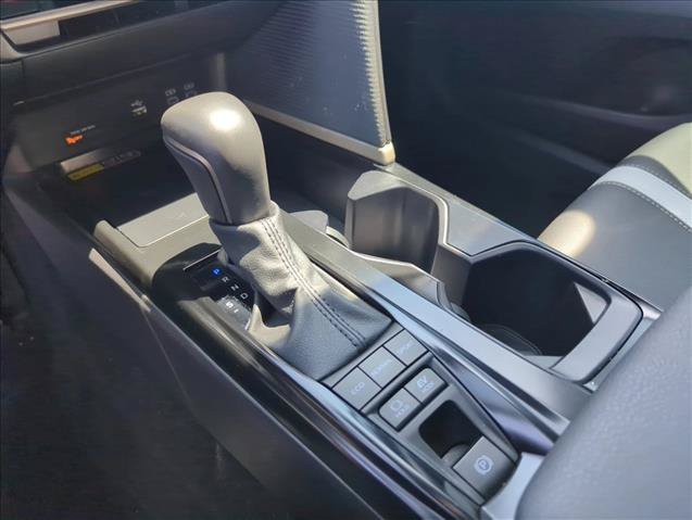 Certified 2025 Toyota Camry SE FWD image 18