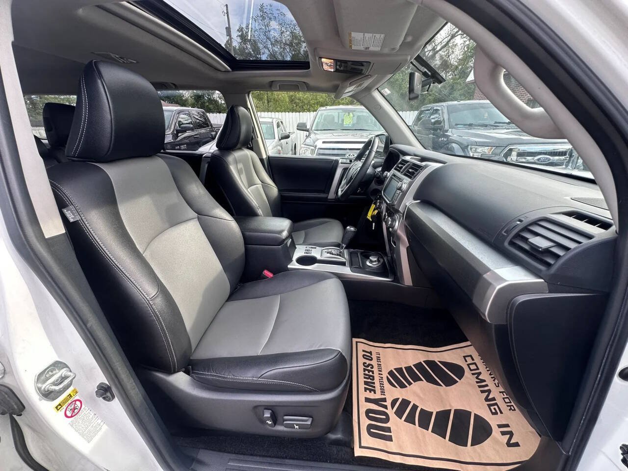 Used 2016 Toyota 4Runner SR5 Premium AWD/4WD image 14