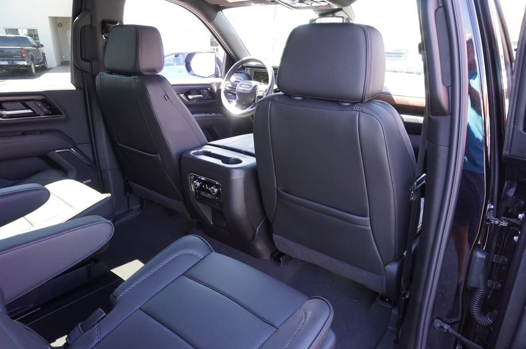 Certified 2026 GMC Yukon Denali AWD/4WD image 7