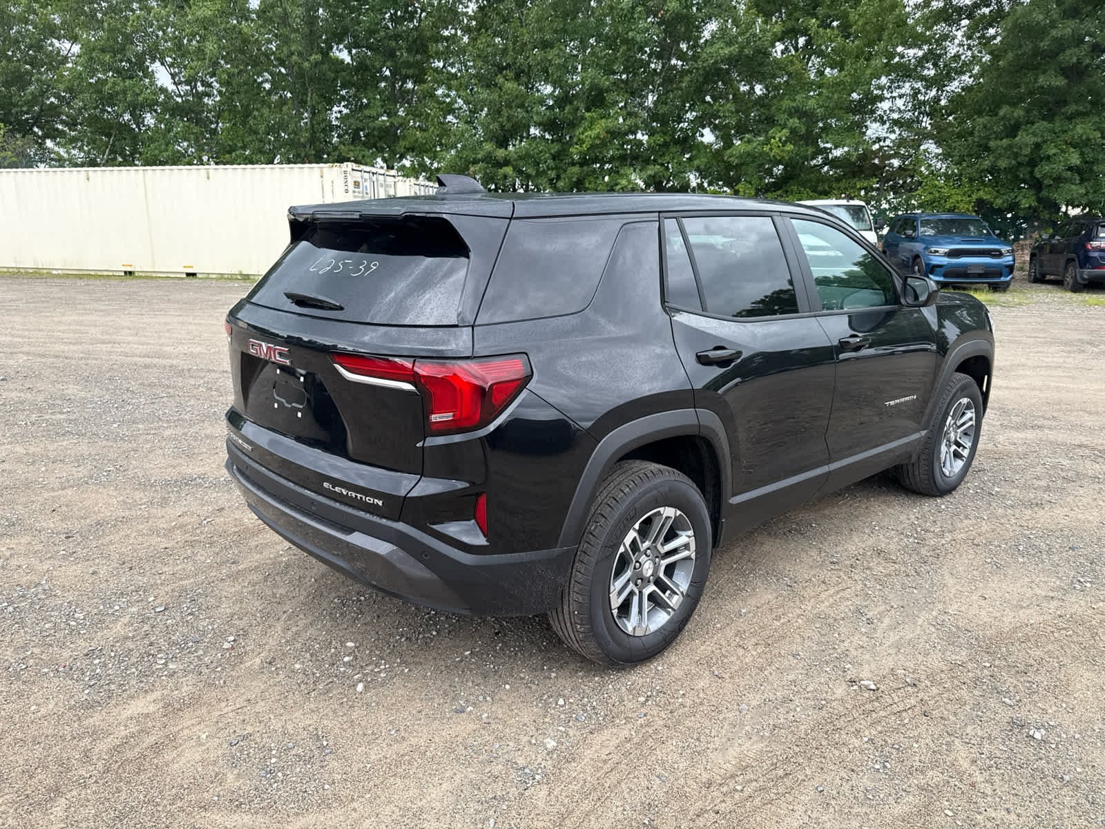 New 2027 GMC Terrain Elevation w/ LPO, Floor Liner Package AWD/4WD image 5
