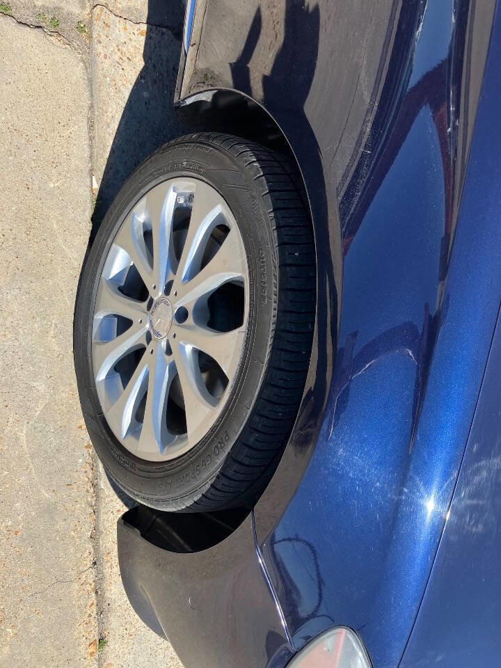 Used 2017 Mercedes-Benz E 300 image 20