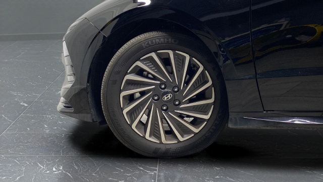 Certified 2025 Hyundai Sonata SEL FWD image 30