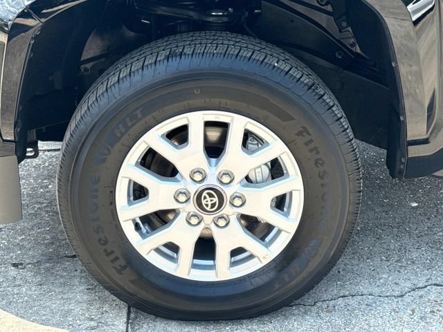 Used 2026 Toyota Tacoma SR5 w/ SR5 Upgrade Package AWD/4WD image 5