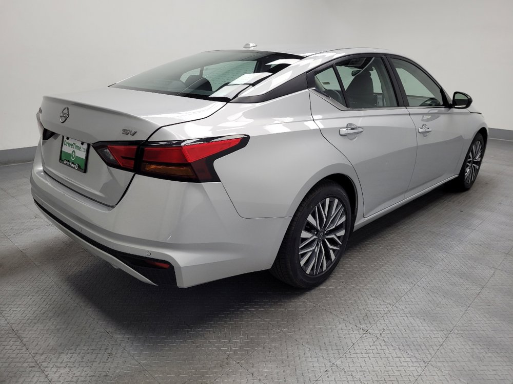 Used 2024 Nissan Altima 2.5 SV image 9
