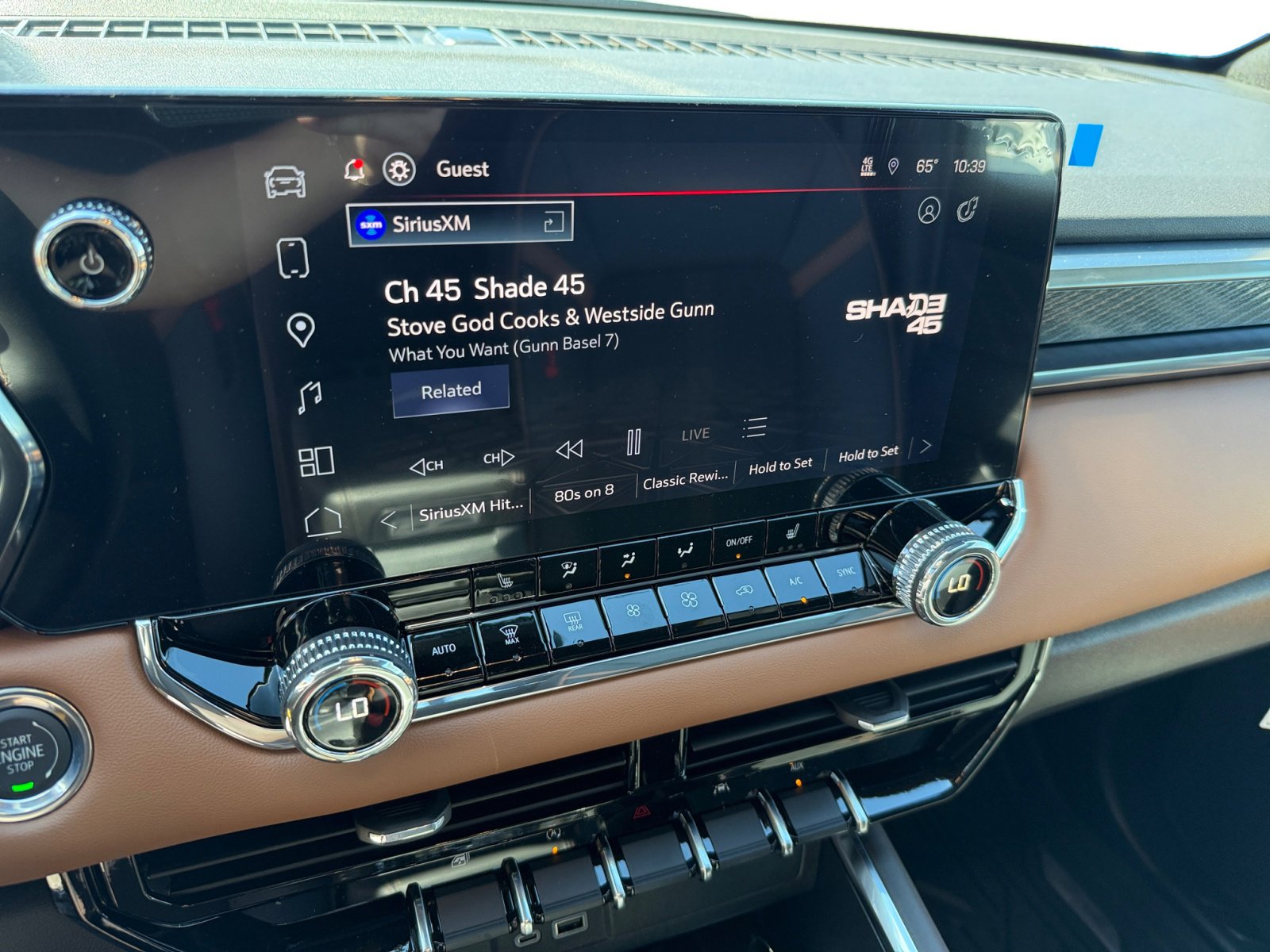 New 2025 GMC Canyon AT4 image 12