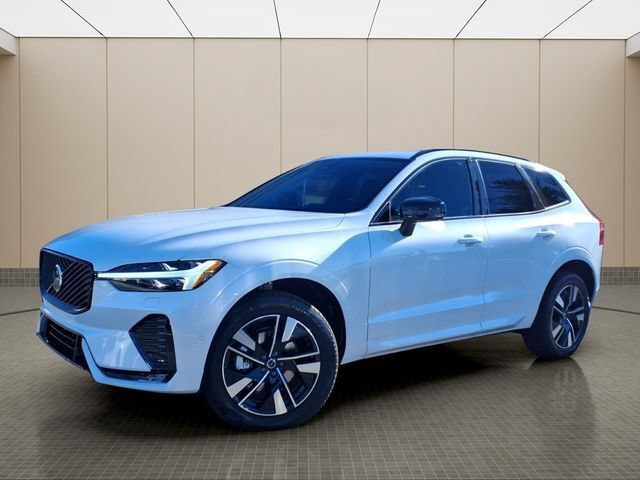 New 2026 Volvo XC60 B5 Plus w/ Protection Package Premier AWD/4WD image 2