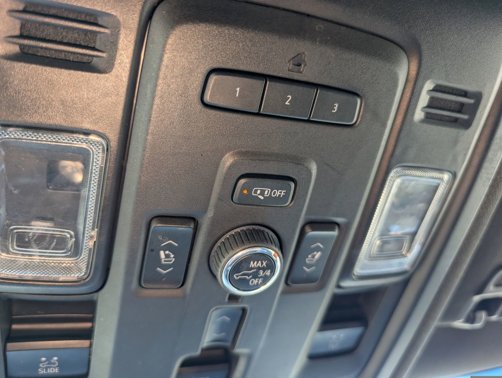 Used 2022 Chevrolet Tahoe RST w/ Luxury Package image 33