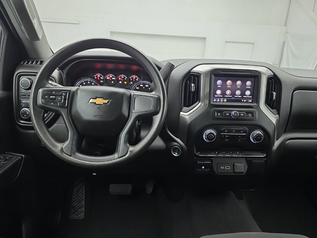 Used 2025 Chevrolet Silverado 2500 W/T image 17