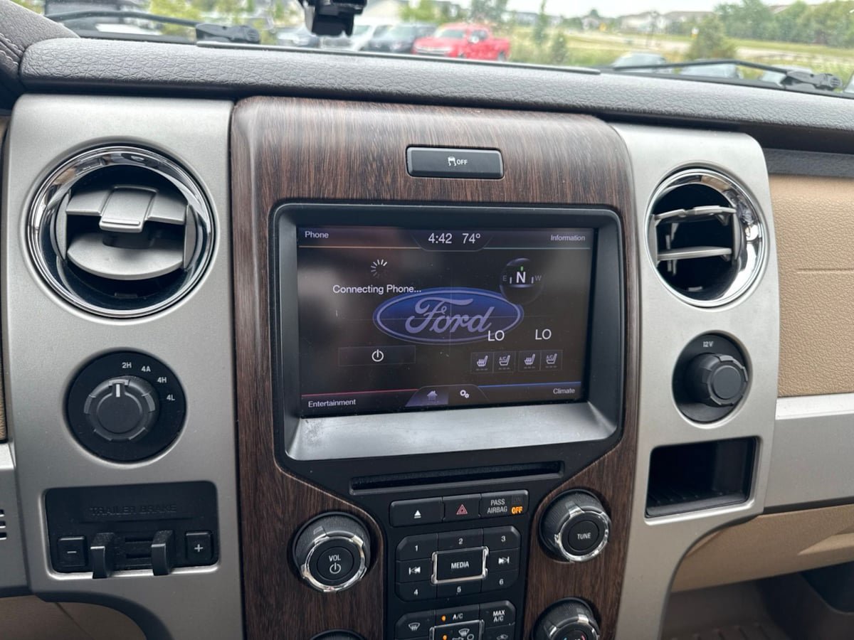Used 2013 Ford F150 Lariat w/ Mid Equipment Group AWD/4WD image 10