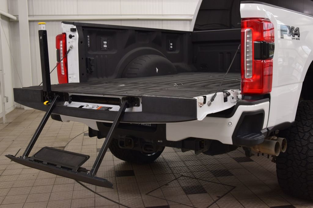 Used 2024 Ford F350 Lariat w/ Lariat Ultimate Package image 21