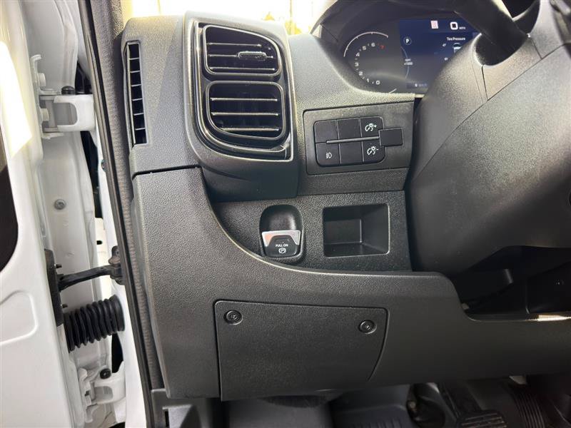 Used 2025 RAM ProMaster 2500 w/ U-Haul Equipment Group FWD image 14